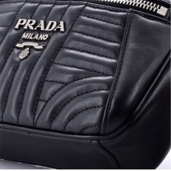 PRADA Convertible Small Purse / Belt Bag Diagramme Quilted Leather - Picture 4 of 8